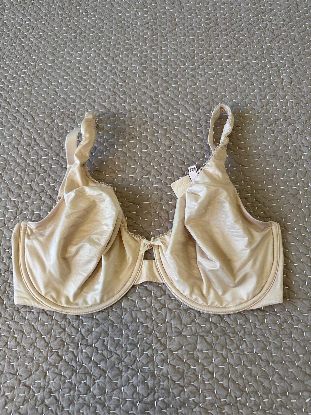 Victoria's Secret Light Beige Underwire Bra